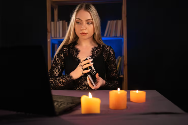 Online psychic tarot consultation